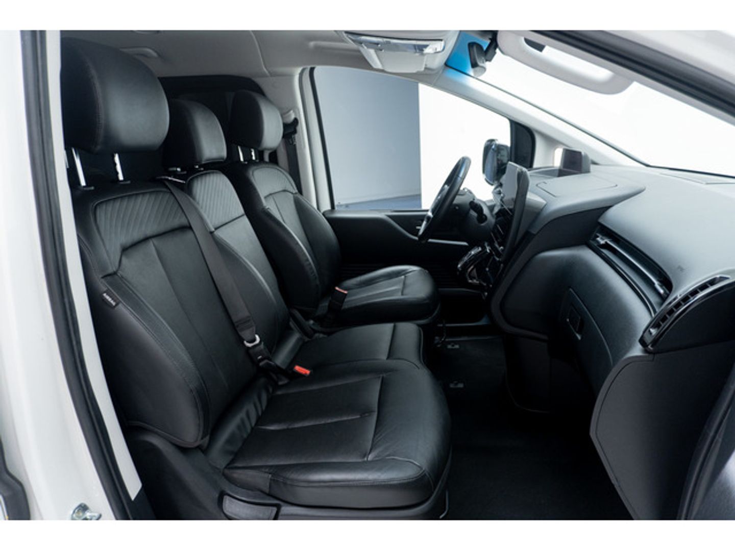 Hyundai Staria 2.2 CRDI Tecno 9S Auto 130 kW (177 CV)