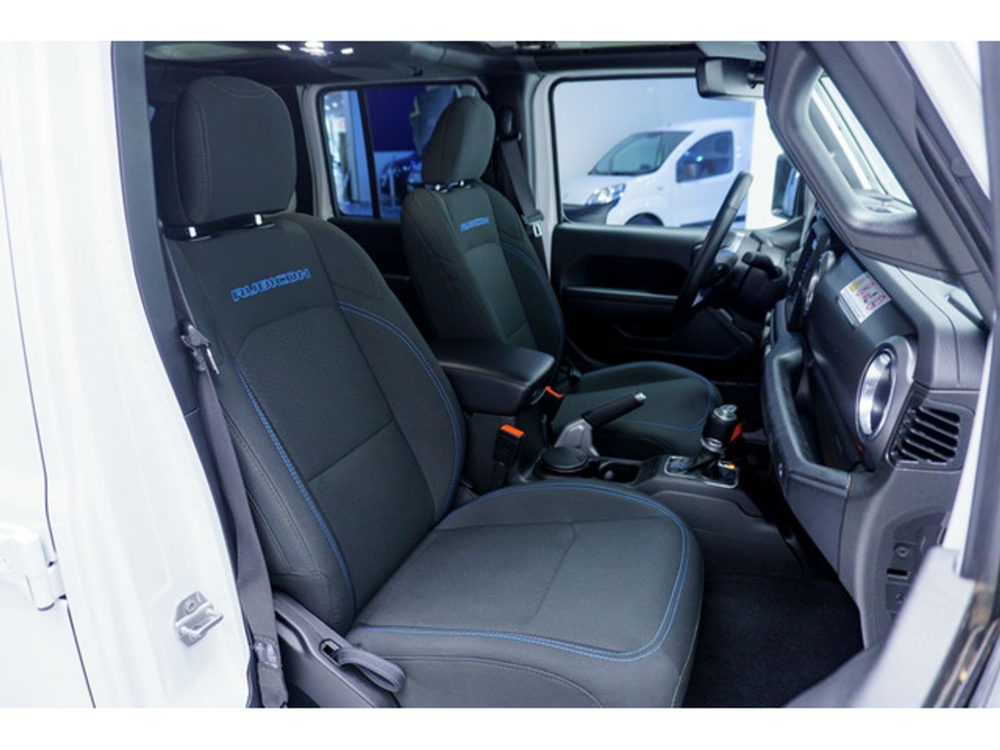 Jeep Wrangler 2.0 Rubicon 8ATX 280 kW (381 CV)