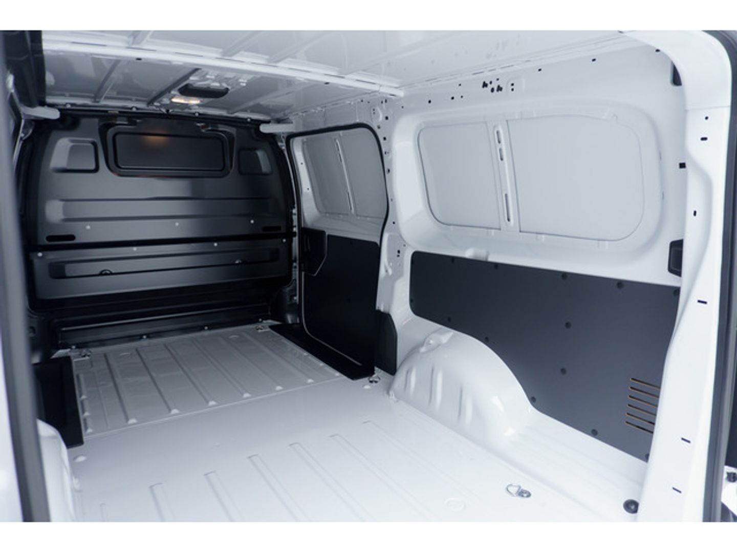 Opel Vivaro-e Furgon BEV 75kWhL Incrementada 100 kW (136 CV)