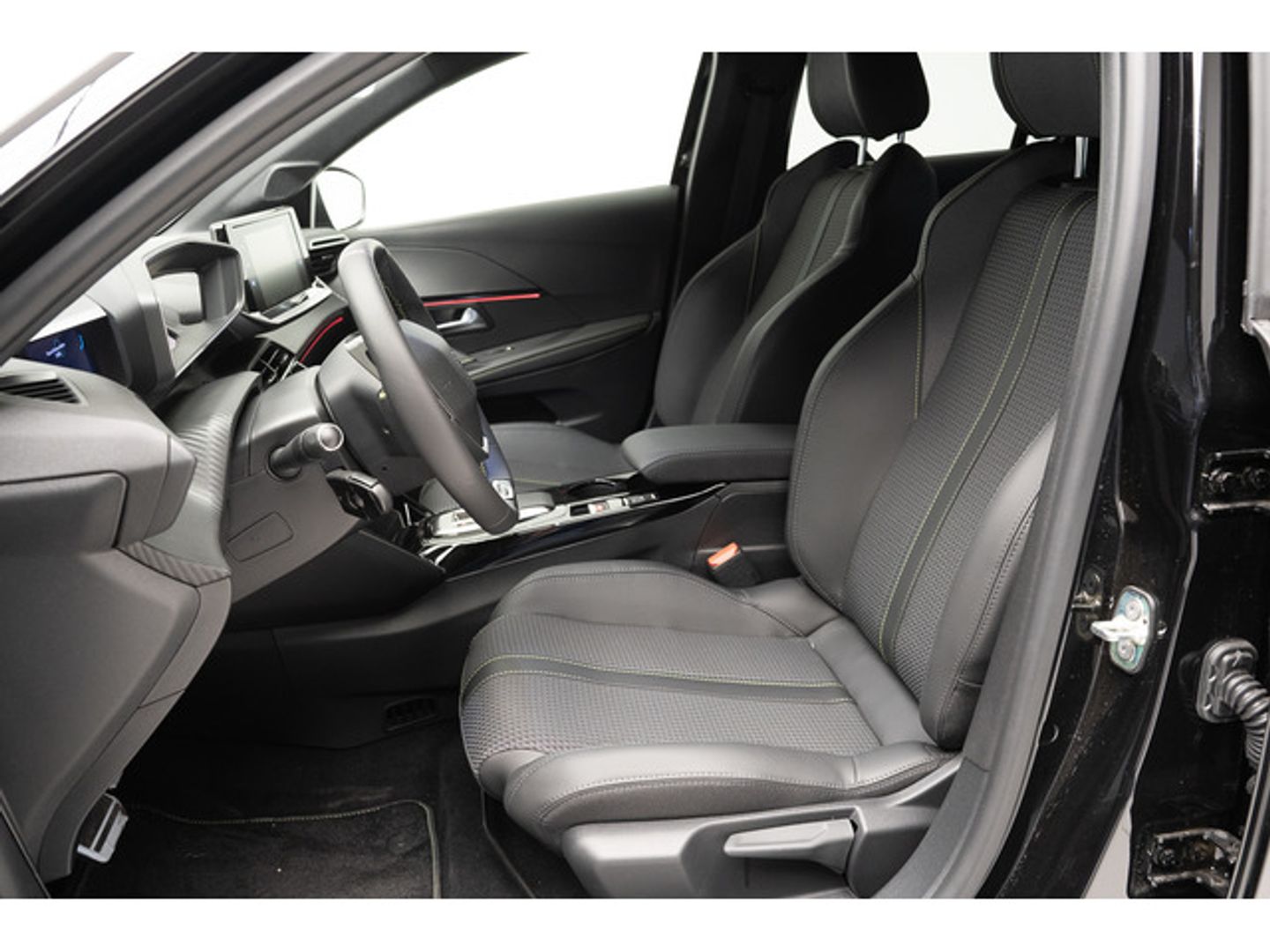Peugeot e-208 Eléctrico GT 100 kW (136 CV)