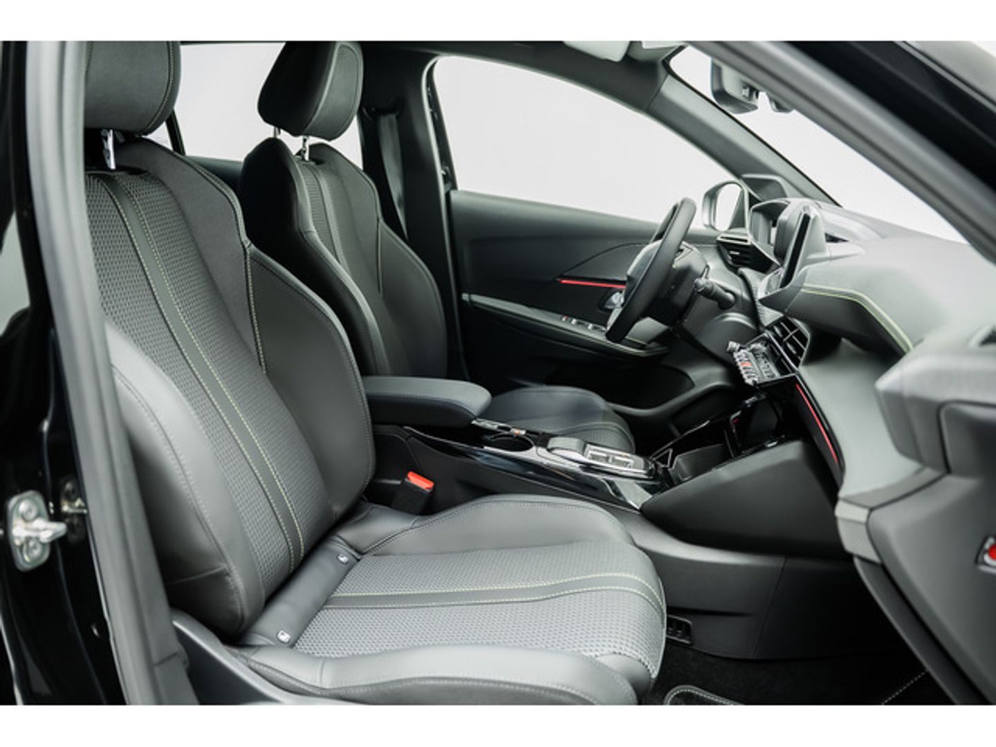 Peugeot e-208 Eléctrico GT 100 kW (136 CV)