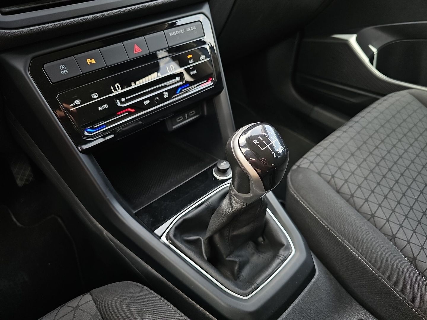Volkswagen T-Cross Advance 1.0 TSI 81 kW (110 CV)