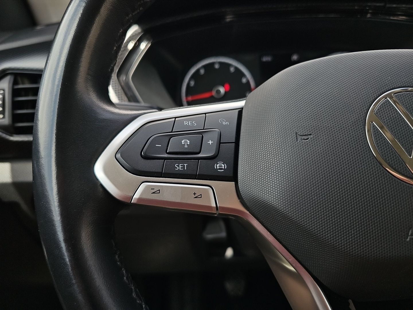 Volkswagen T-Cross Advance 1.0 TSI 81 kW (110 CV)