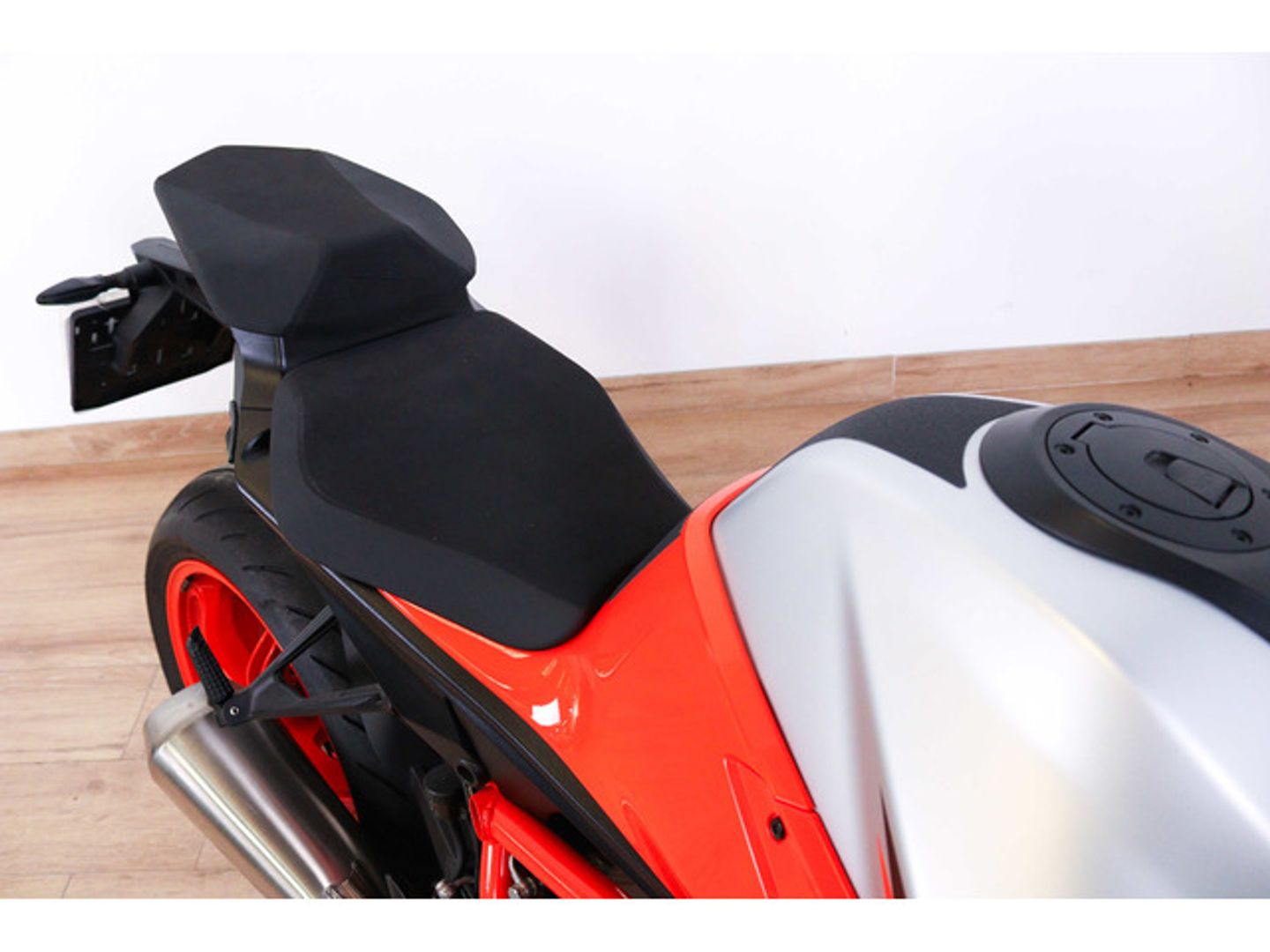 KTM 1290 SUPER DUKE R EVO