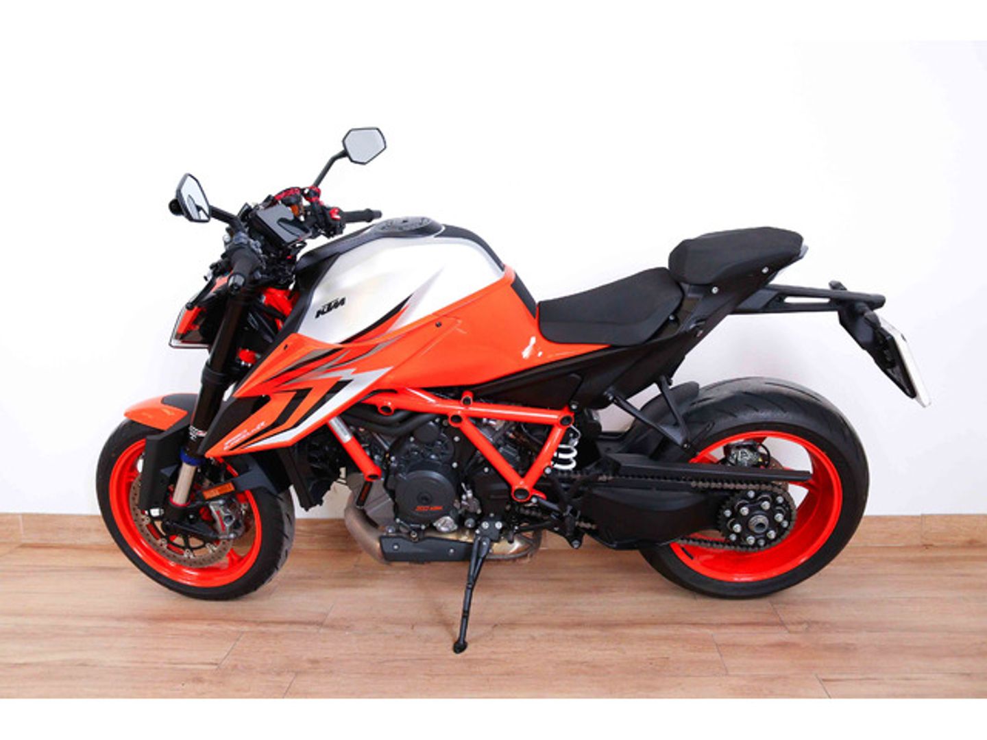 KTM 1290 SUPER DUKE R EVO