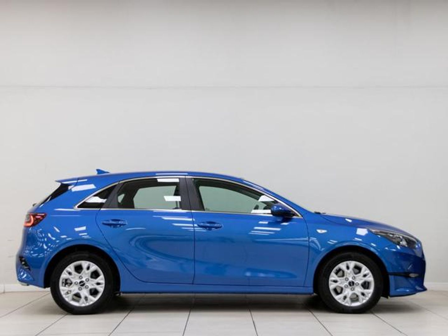 Kia Ceed 1.0 MHEV Drive DCT 88 kW (120 CV)