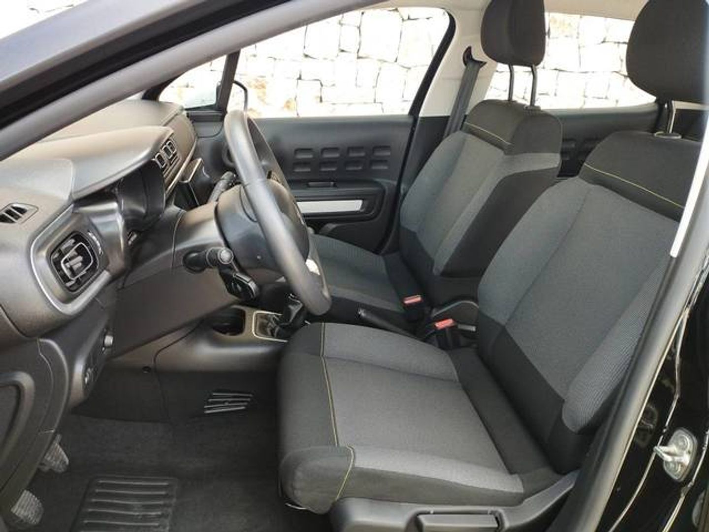 Citroen C3 PureTech 82 C-Series 61 kW (83 CV)