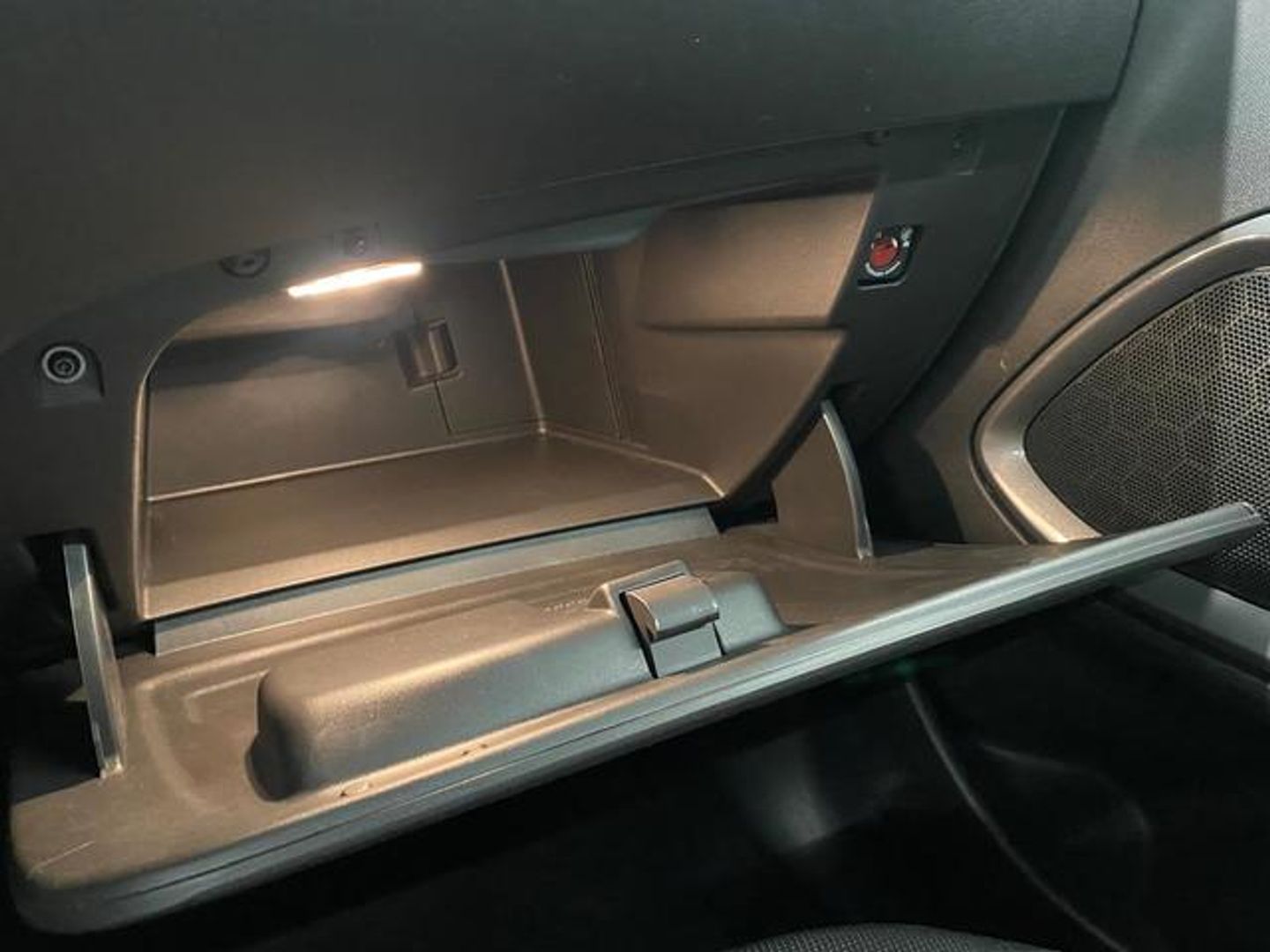 Opel Crossland 1.5D Elegance 81 kW (110 CV)