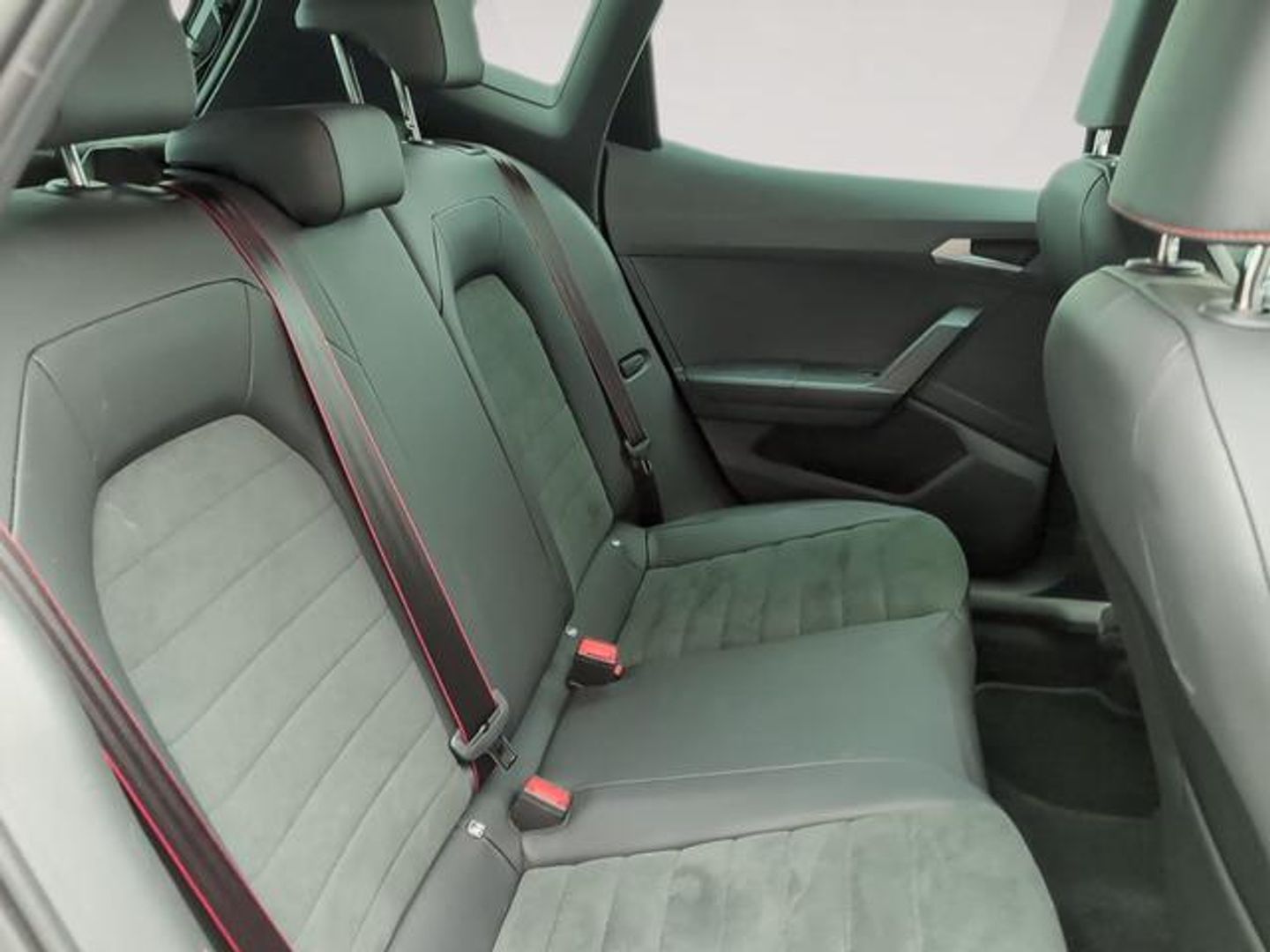 SEAT Arona 1.0 TSI FR XM DSG 85 kW (115 CV)
