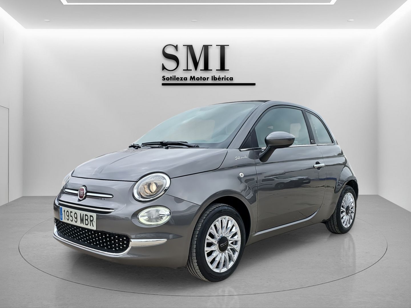 Fiat 500C 1.0 Hybrid Dolcevita 51 kW (70 CV) Gris Cabrio / Roadster