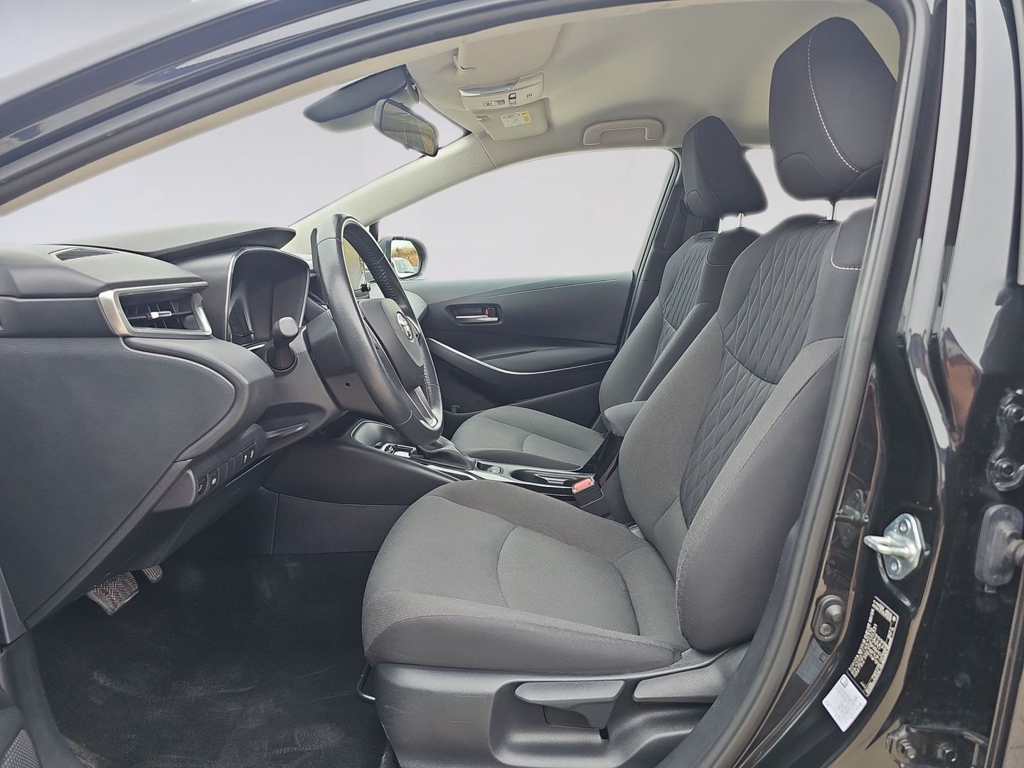Toyota Corolla 1.8 125H Business Plus E-CVT 90 kW (122 CV)