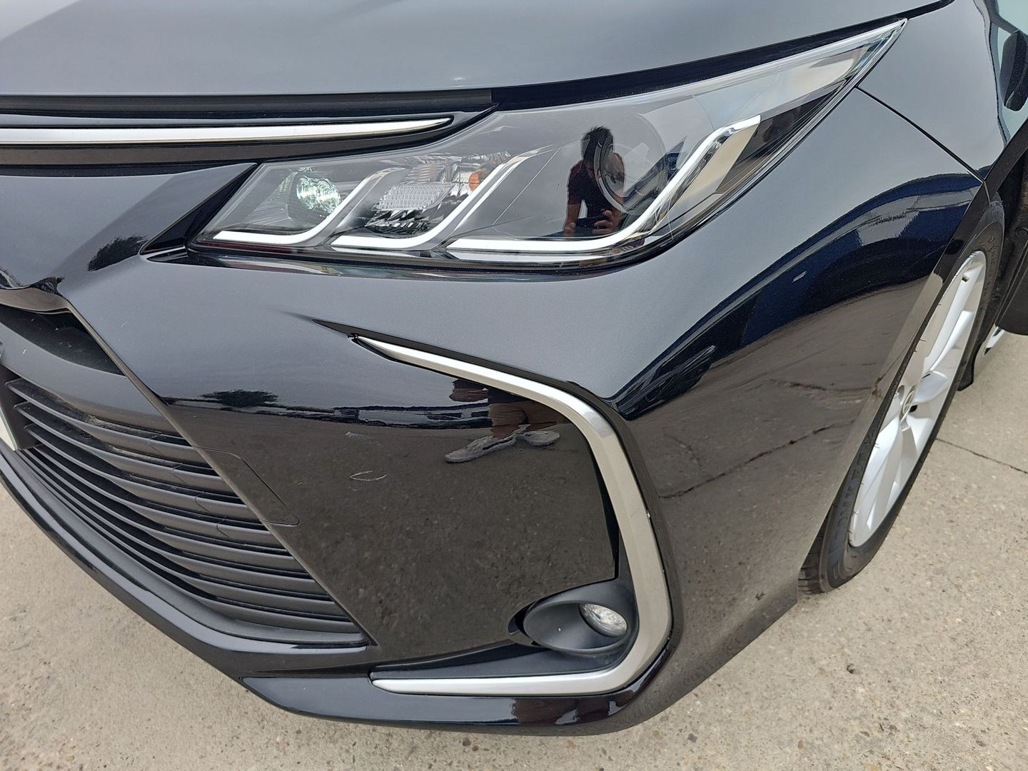 Toyota Corolla 1.8 125H Business Plus E-CVT 90 kW (122 CV)