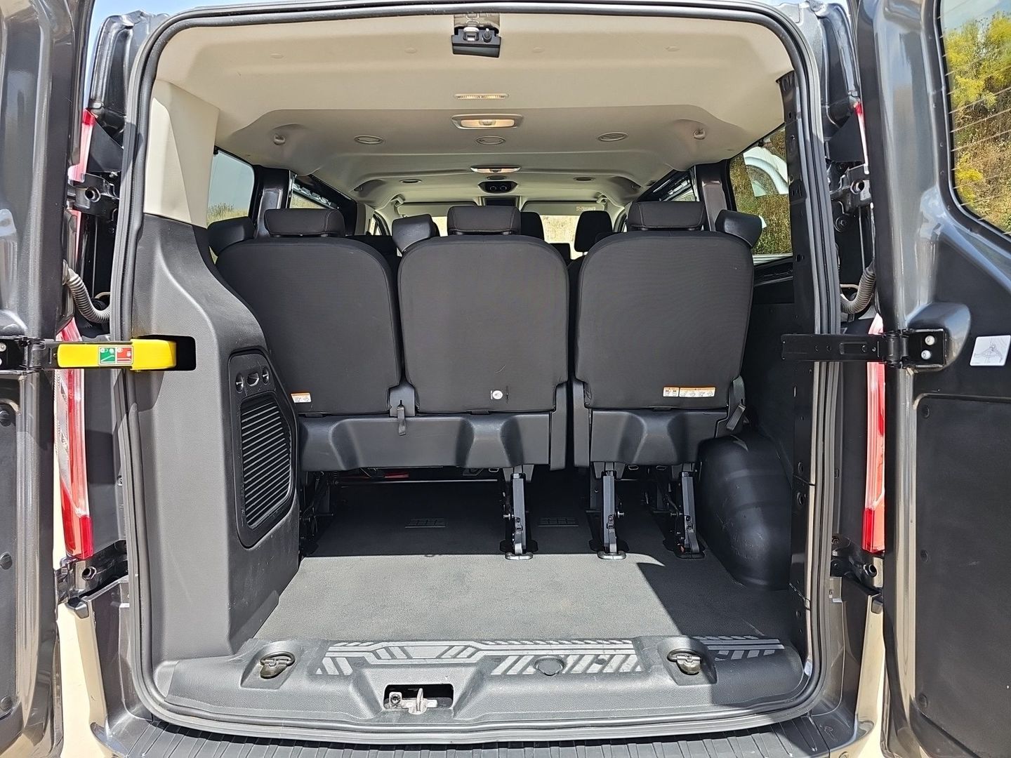 Ford Transit Custom Kombi 2.0 TDCI MHEV 320 L1 Trend 96 kW (130 CV)