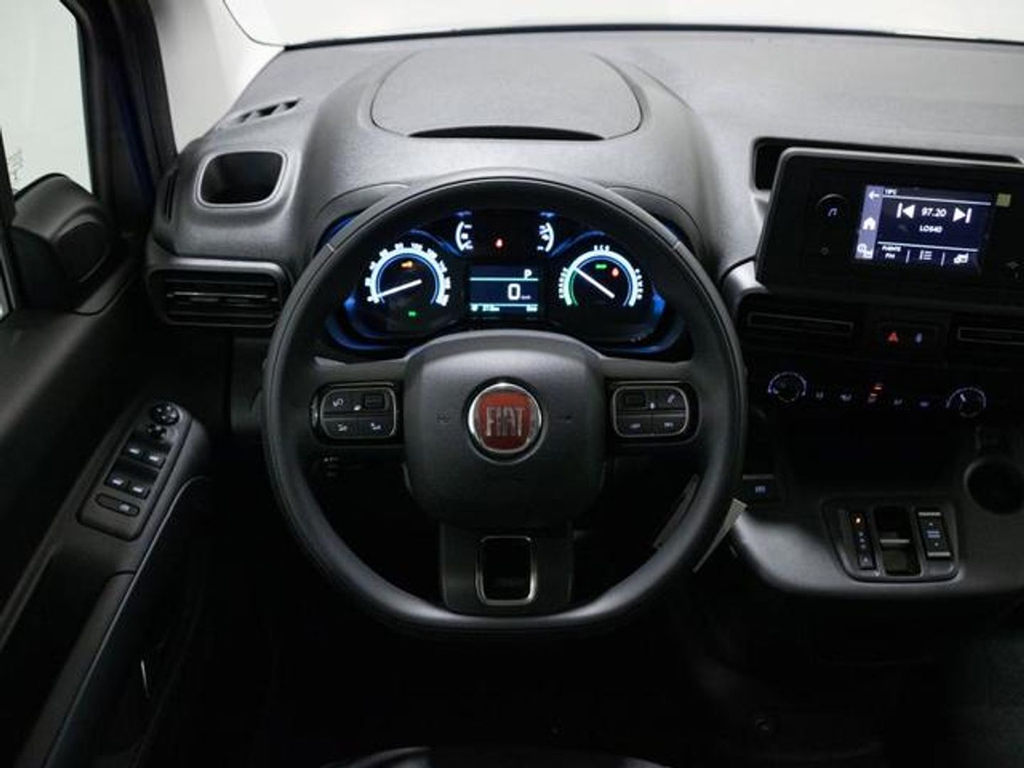 Fiat e-Doblò Combi 50kWh Talla M 100 kW (136 CV)