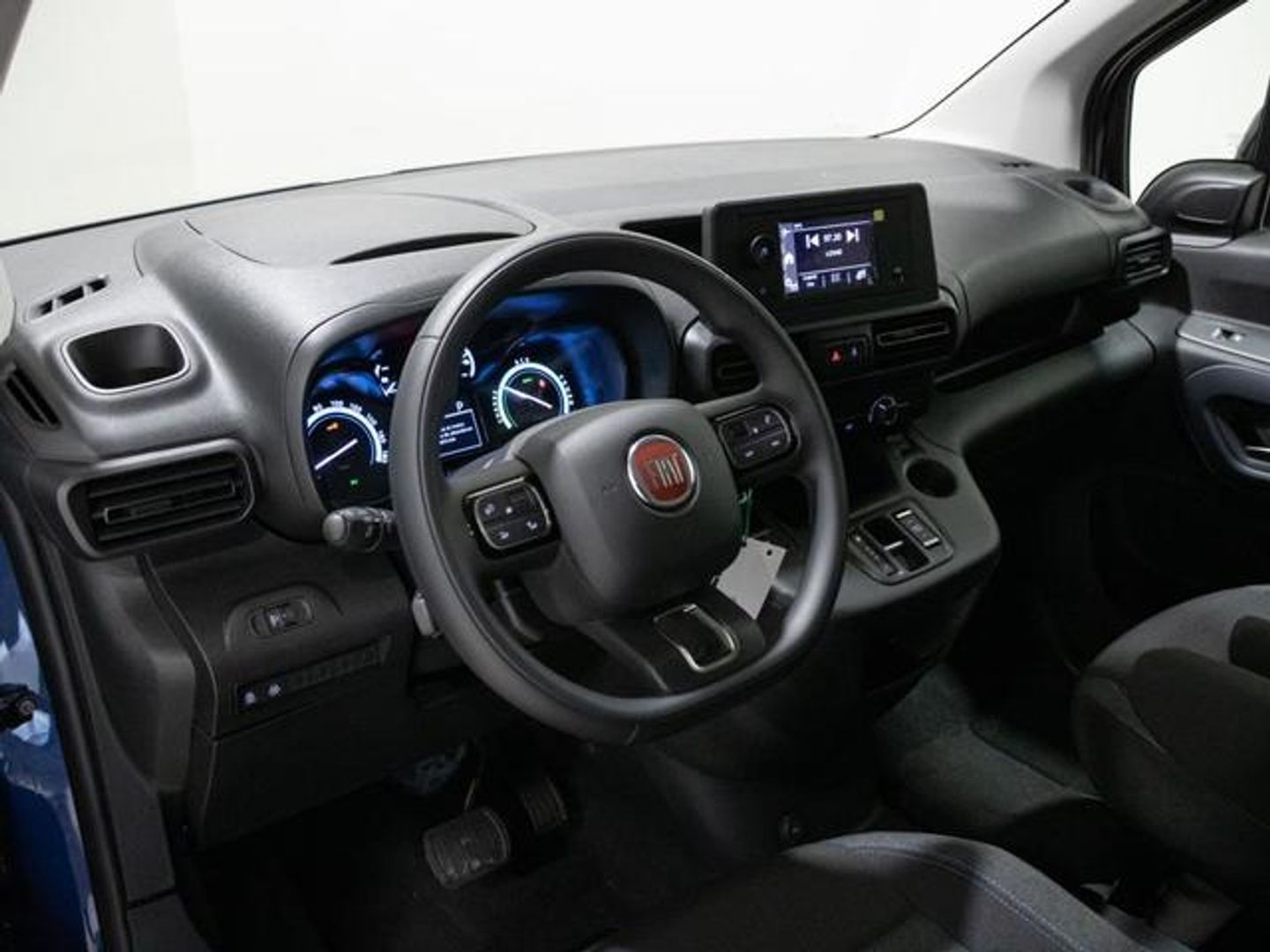 Fiat e-Doblò Combi 50kWh Talla M 100 kW (136 CV)