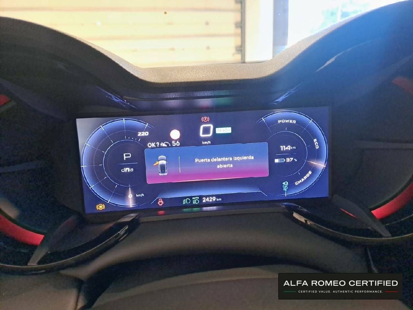 Alfa Romeo Junior Elettrica Speciale 115 kW (156 CV)