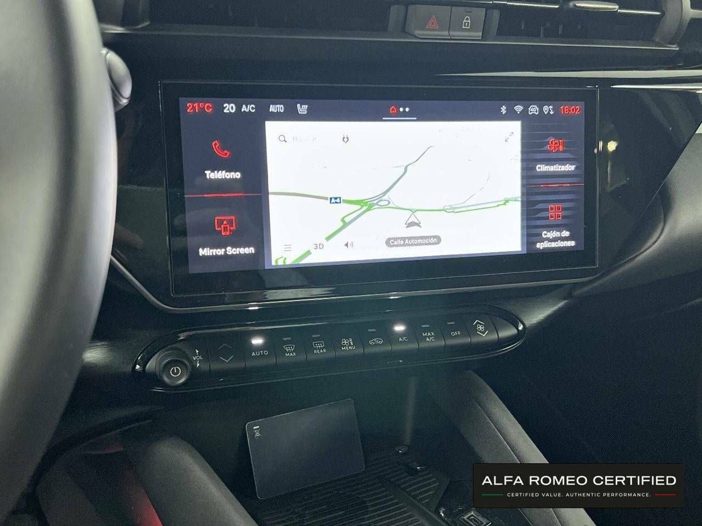Alfa Romeo Junior Elettrica Speciale 115 kW (156 CV)
