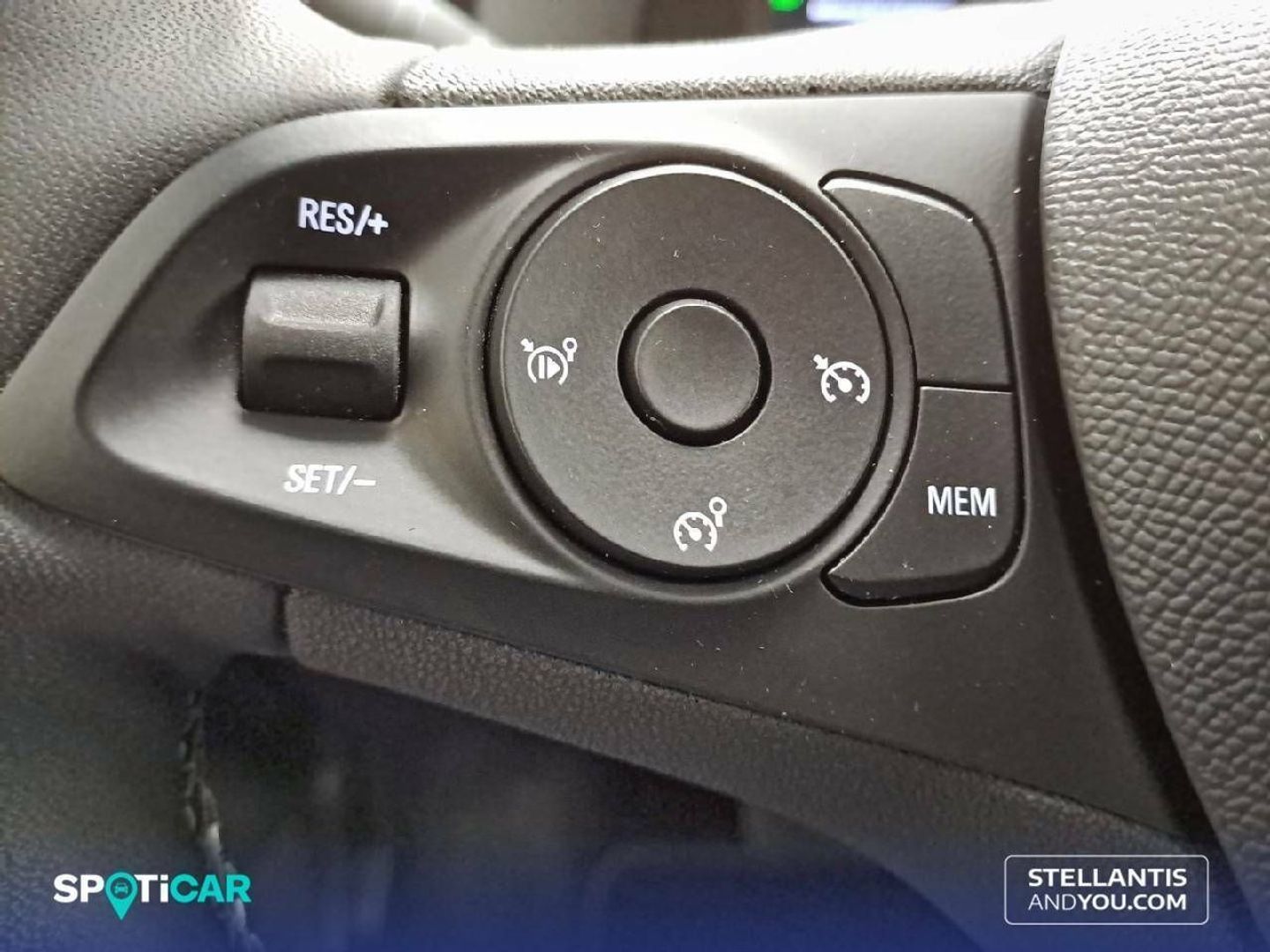 Opel Corsa-e 50kWh Elegance-e 100 kW (136 CV)