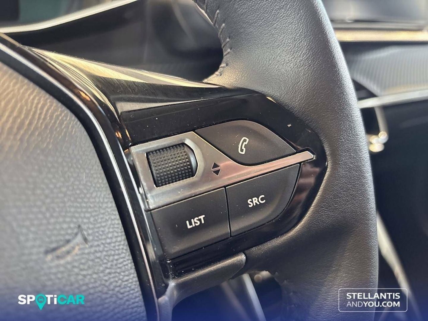 Peugeot e-208 Eléctrico Allure Pack 100 kW (136 CV)