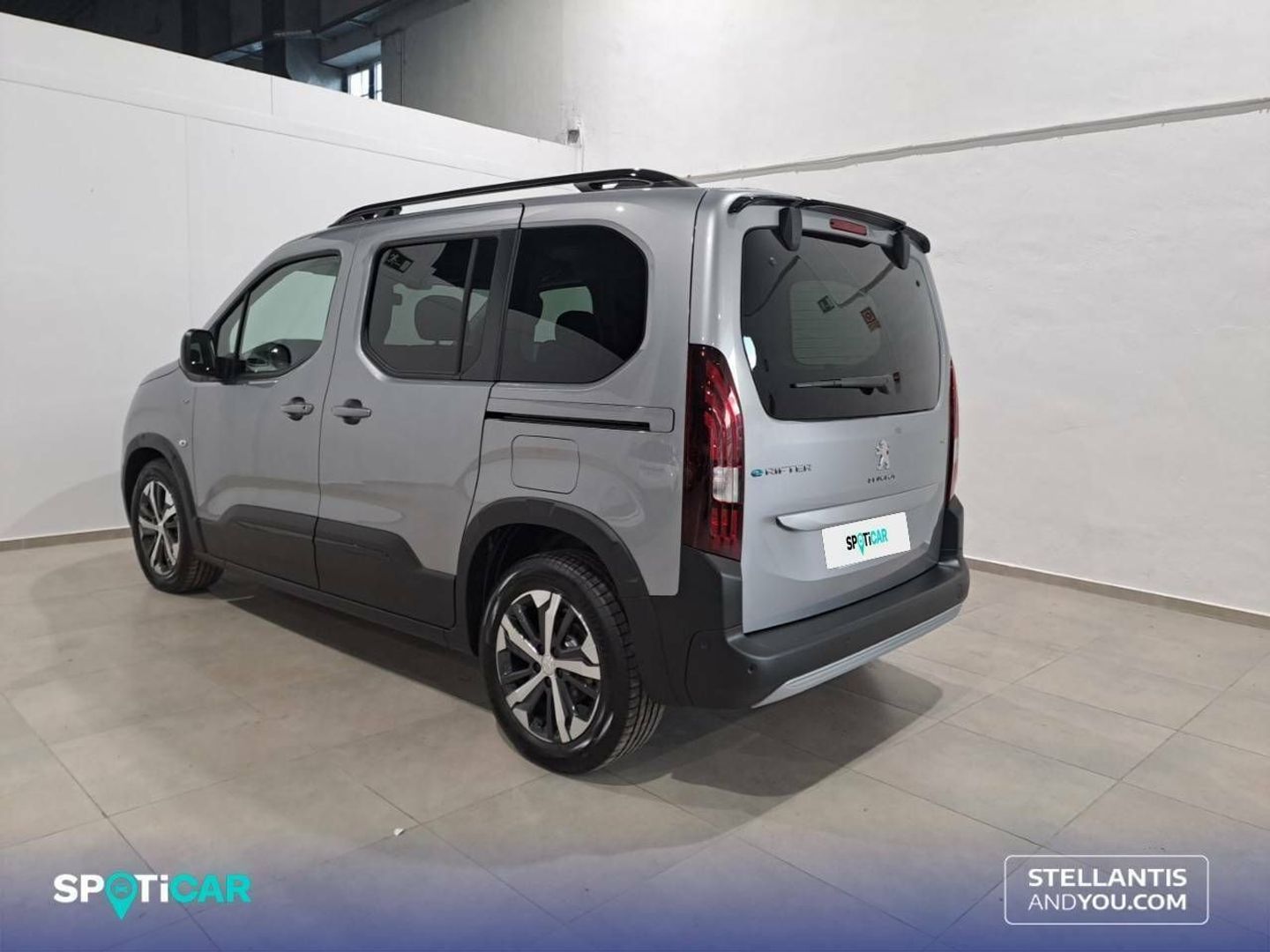 Peugeot e-Rifter GT Standard 100 kW (136 CV)