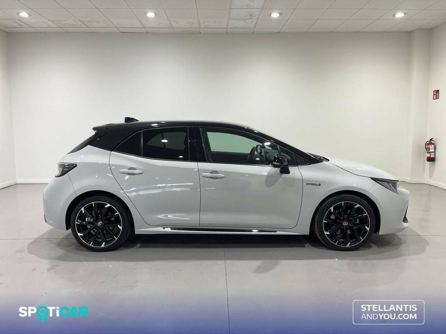 Toyota Corolla 180H GR-SPORT E-CVT 132 kW (180 CV)