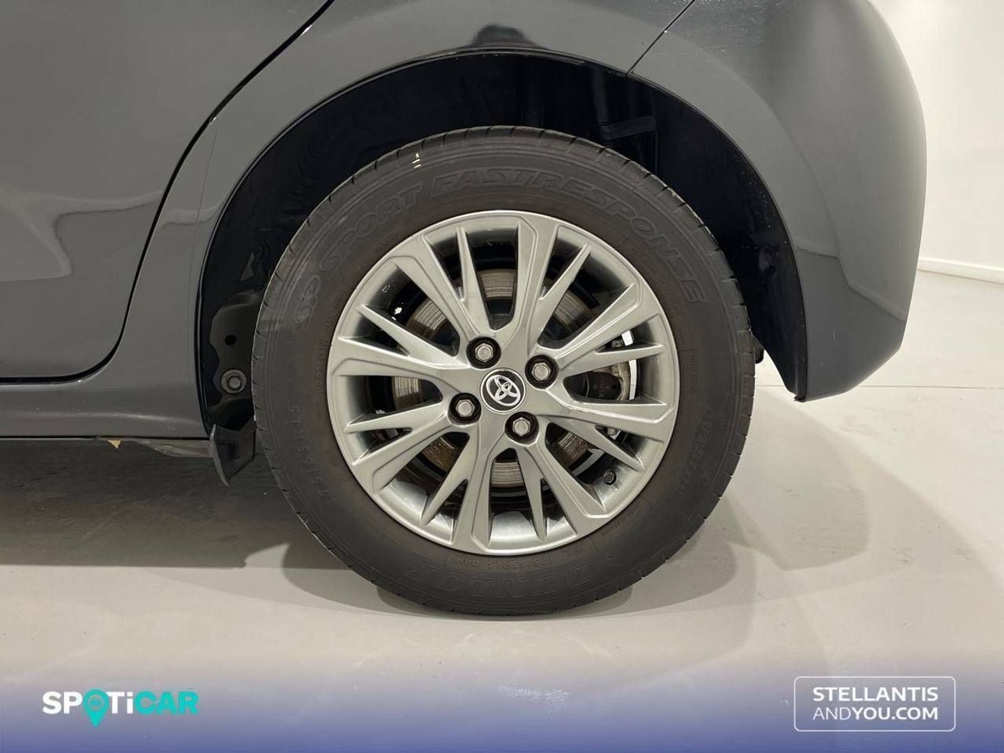 Toyota Yaris 1.0 Active 51 kW (69 CV)
