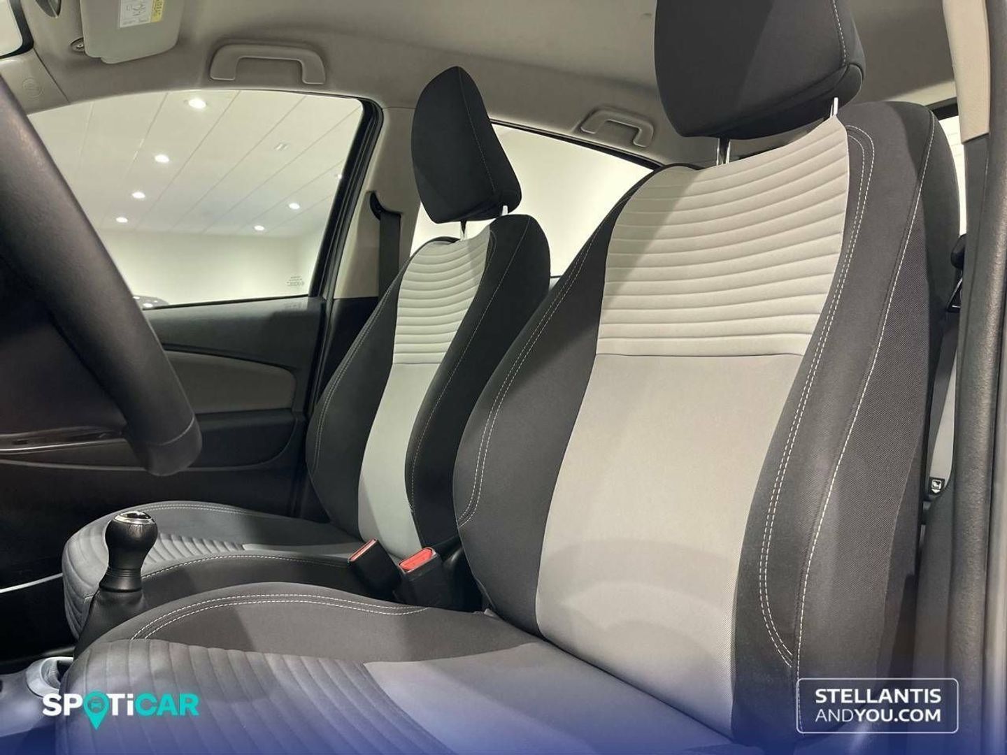 Toyota Yaris 1.0 Active 51 kW (69 CV)
