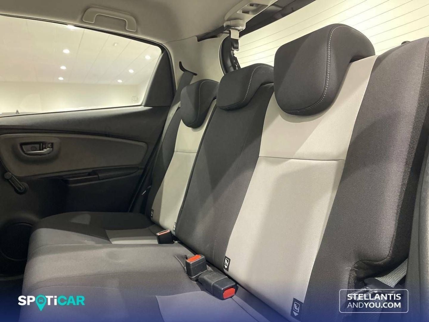 Toyota Yaris 1.0 Active 51 kW (69 CV)