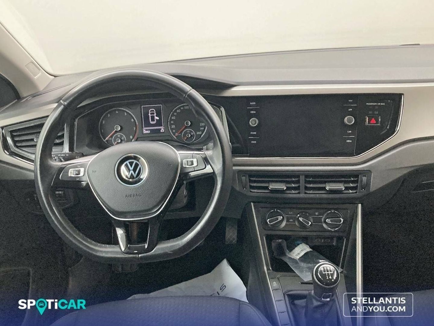 Volkswagen Polo Advance 1.0 59 kW (80 CV)