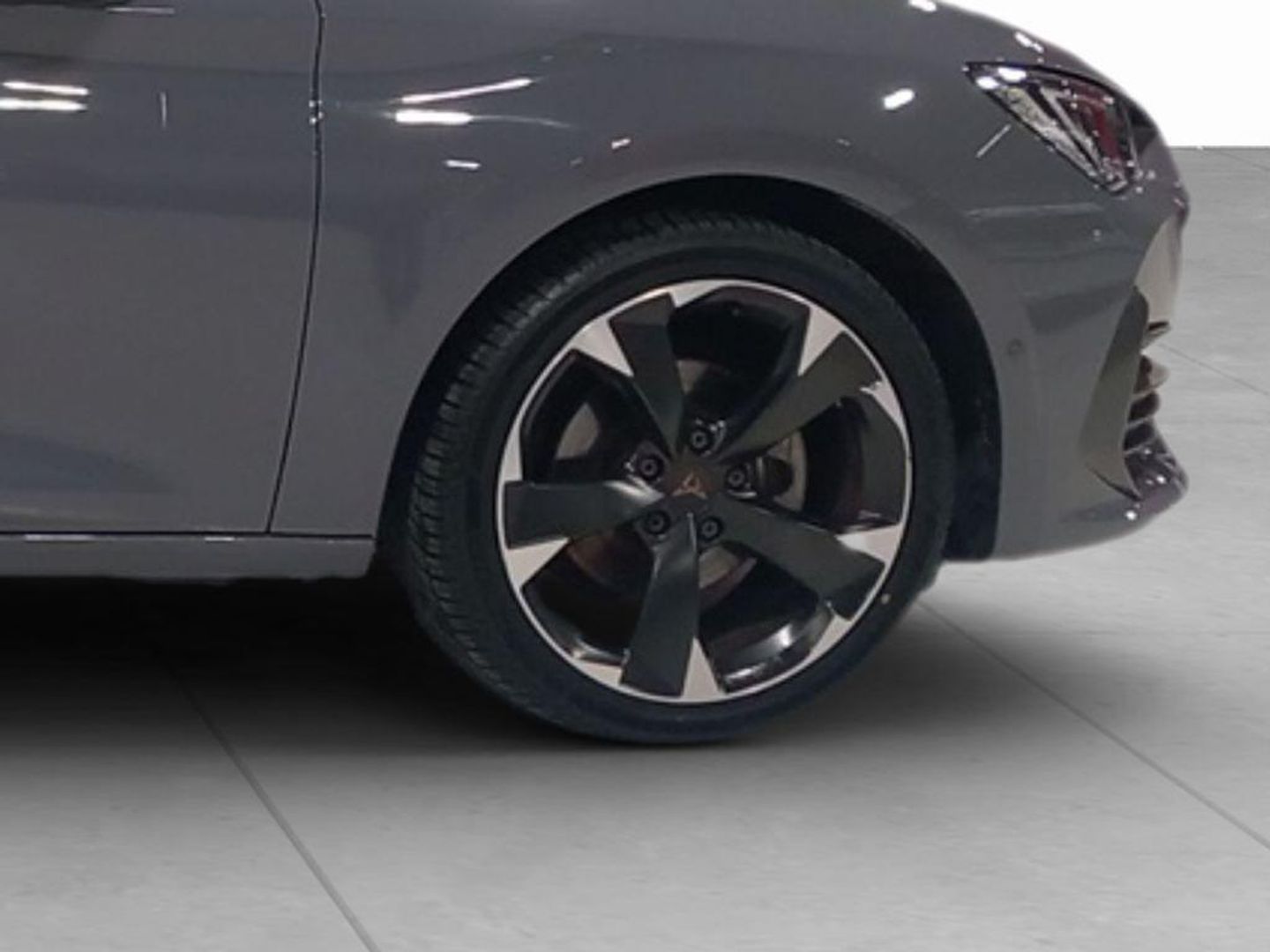 CUPRA Leon Sportstourer 1.5 eTSI DSG 110 kW (150 CV)