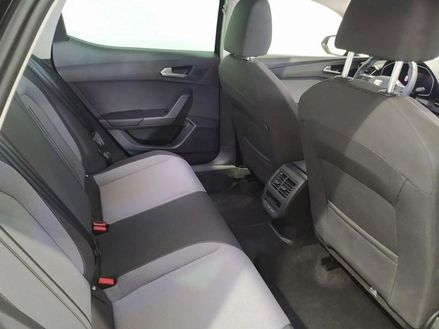 SEAT León 1.5 eTSI S&S Style Special Edition Vision DSG 110 kW (150 CV)