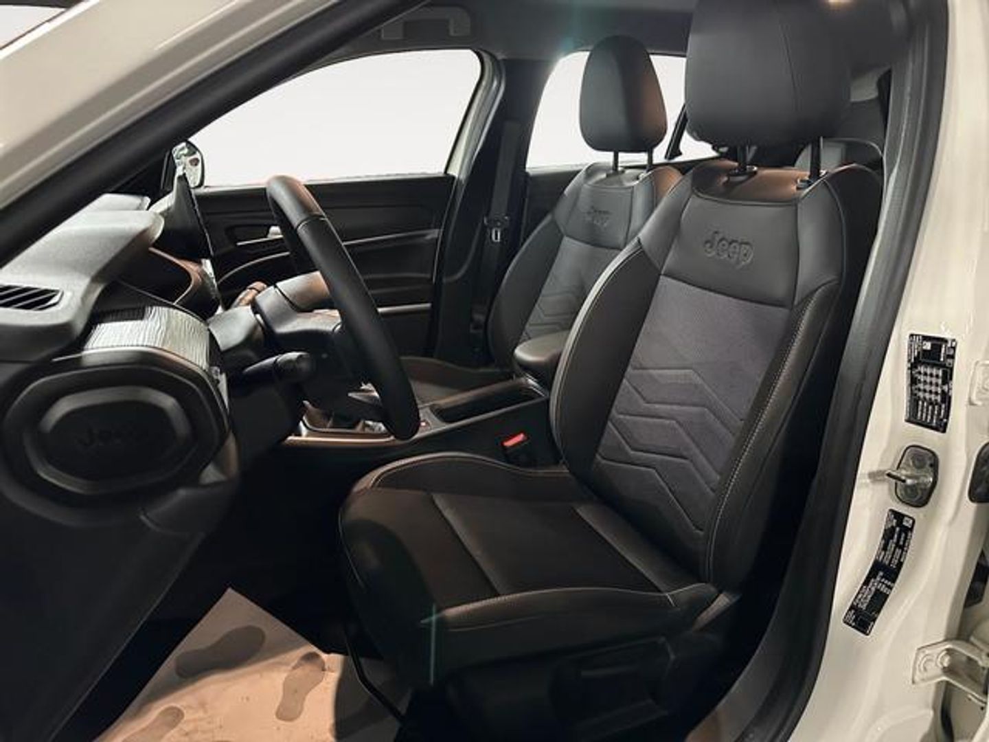 Jeep Avenger 1.2 G Altitude 74 kW (100 CV)
