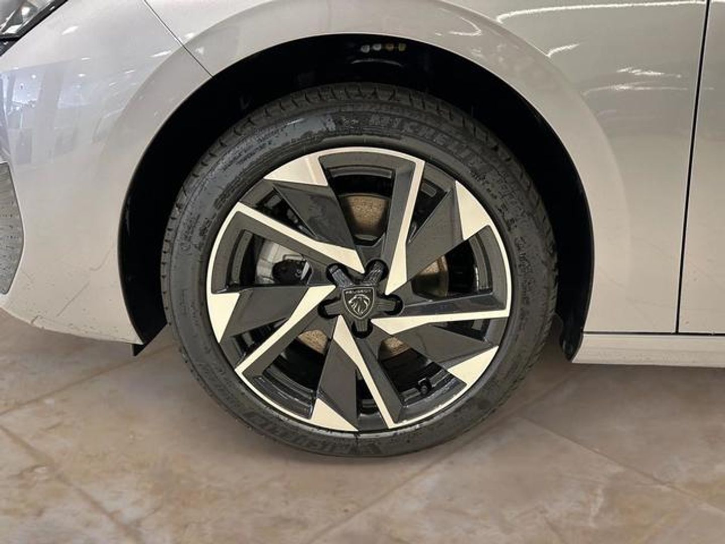 Peugeot 308 Allure Hybrid eDCS6 100 kW (136 CV)