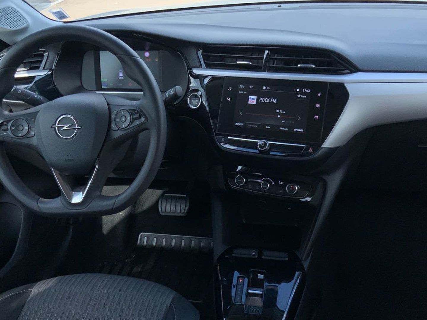 Opel Corsa Electric 50kWh Edition 100 kW (136 CV)