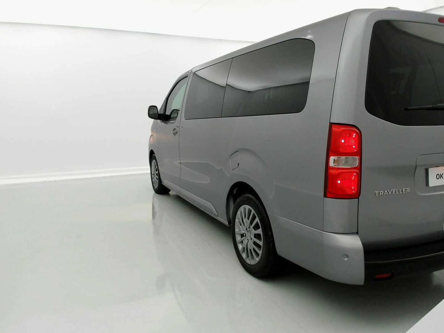 Peugeot Traveller BlueHDi 120 Business Long 88 kW (120 CV)