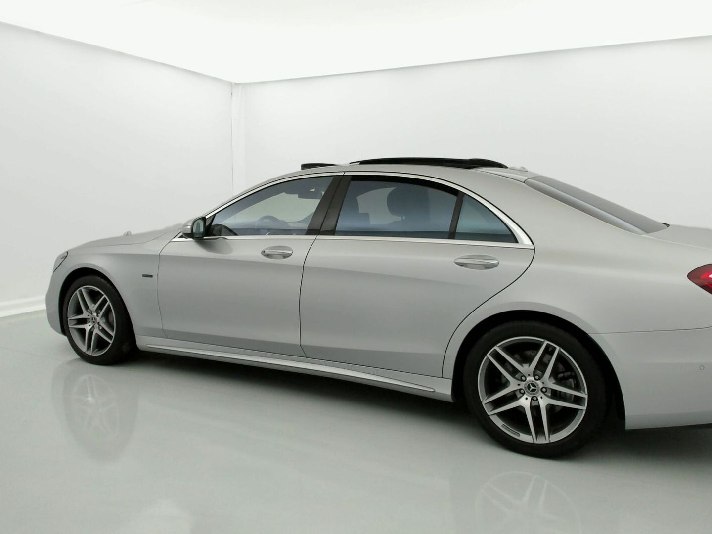 Mercedes-Benz Clase S S 560 e Largo 350 kW (476 CV)
