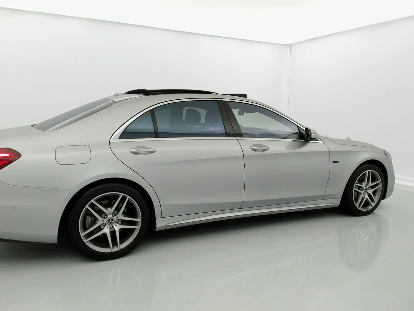 Mercedes-Benz Clase S S 560 e Largo 350 kW (476 CV)