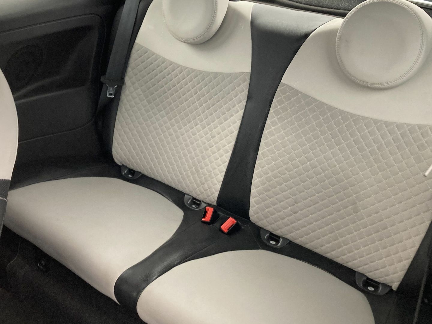 Fiat 500 1.0 Hybrid Dolcevita 51 kW (70 CV)