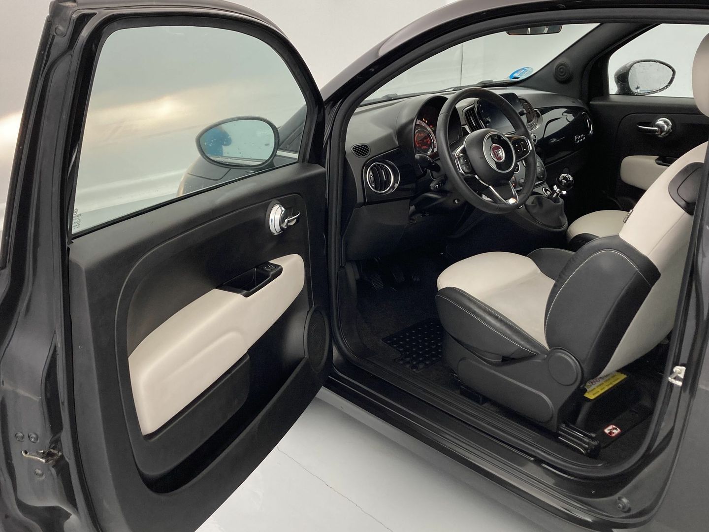 Fiat 500 1.0 Hybrid Dolcevita 51 kW (70 CV)