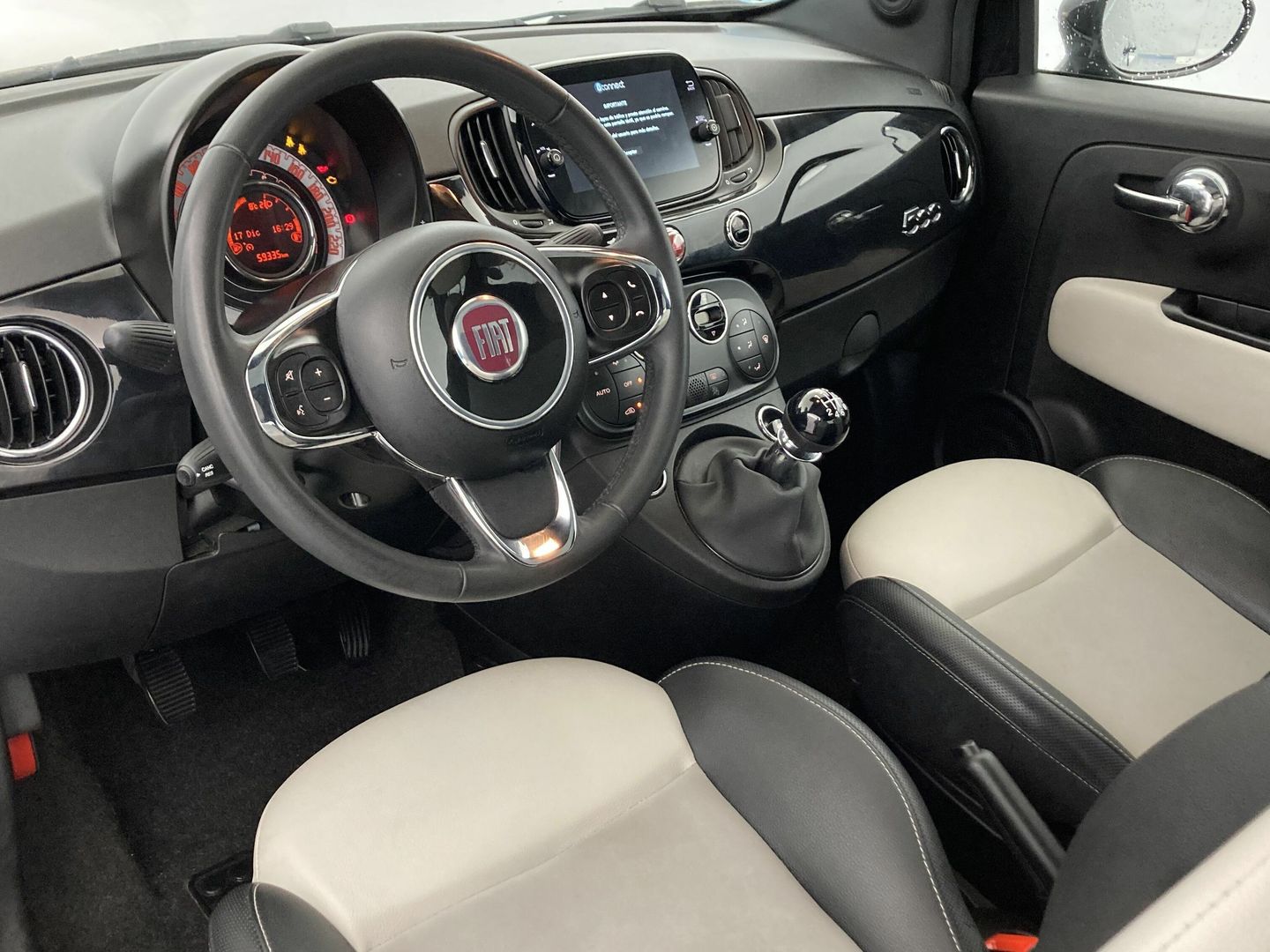 Fiat 500 1.0 Hybrid Dolcevita 51 kW (70 CV)