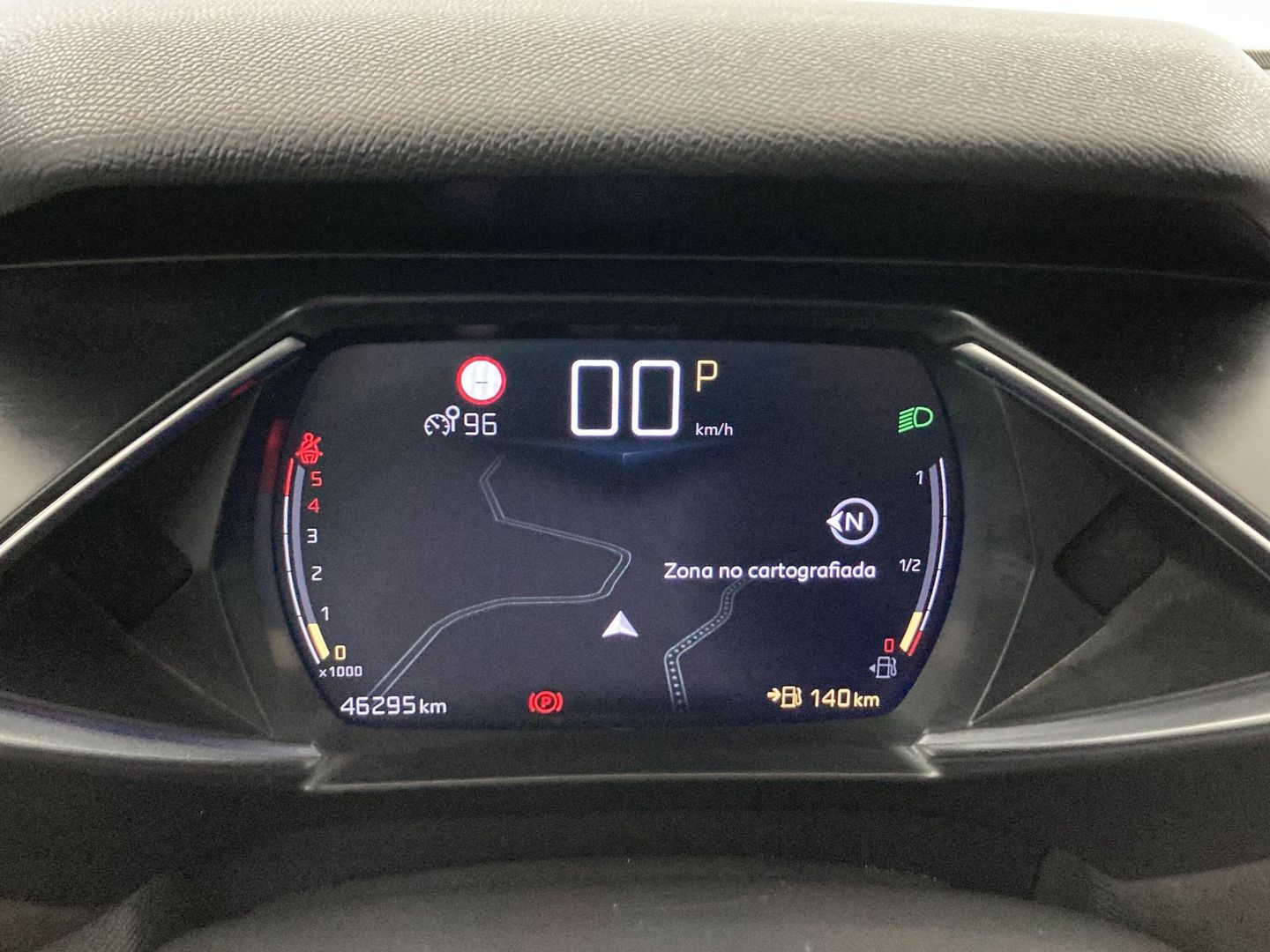 DS DS3 Crossback BlueHDi 130 Performance Line Auto 96 kW (131 CV)
