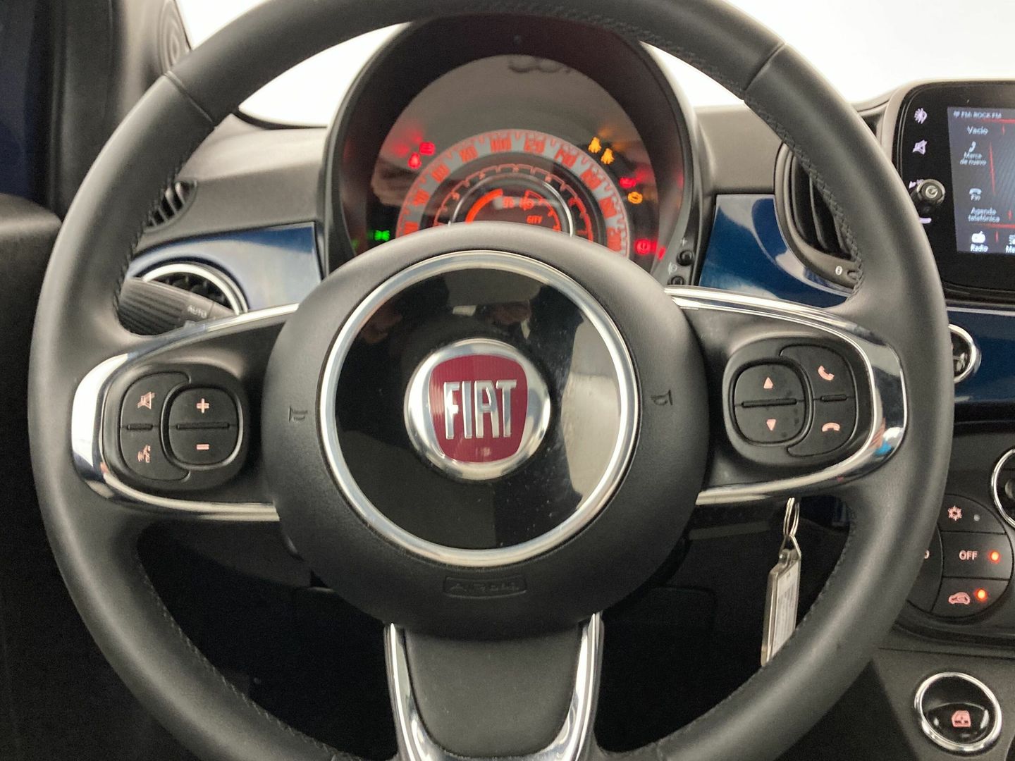 Fiat 500 1.0 Hybrid Dolcevita 51 kW (70 CV)