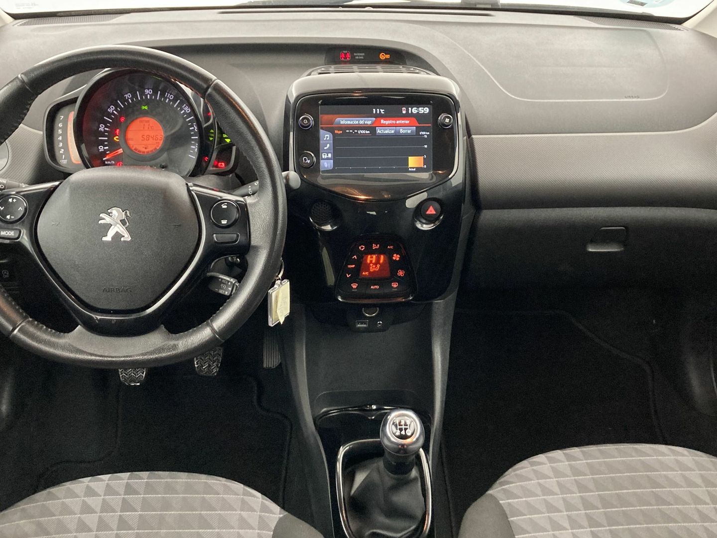 Peugeot 108 VTi Allure 53 kW (72 CV)