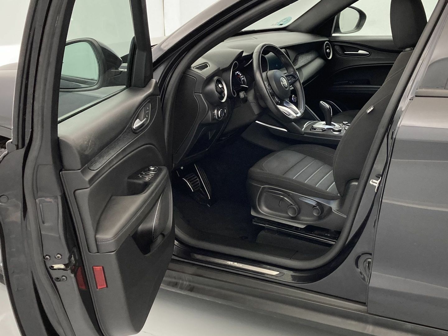 Alfa Romeo Stelvio 2.2 Diésel Super RWD 118 kW (160 CV)