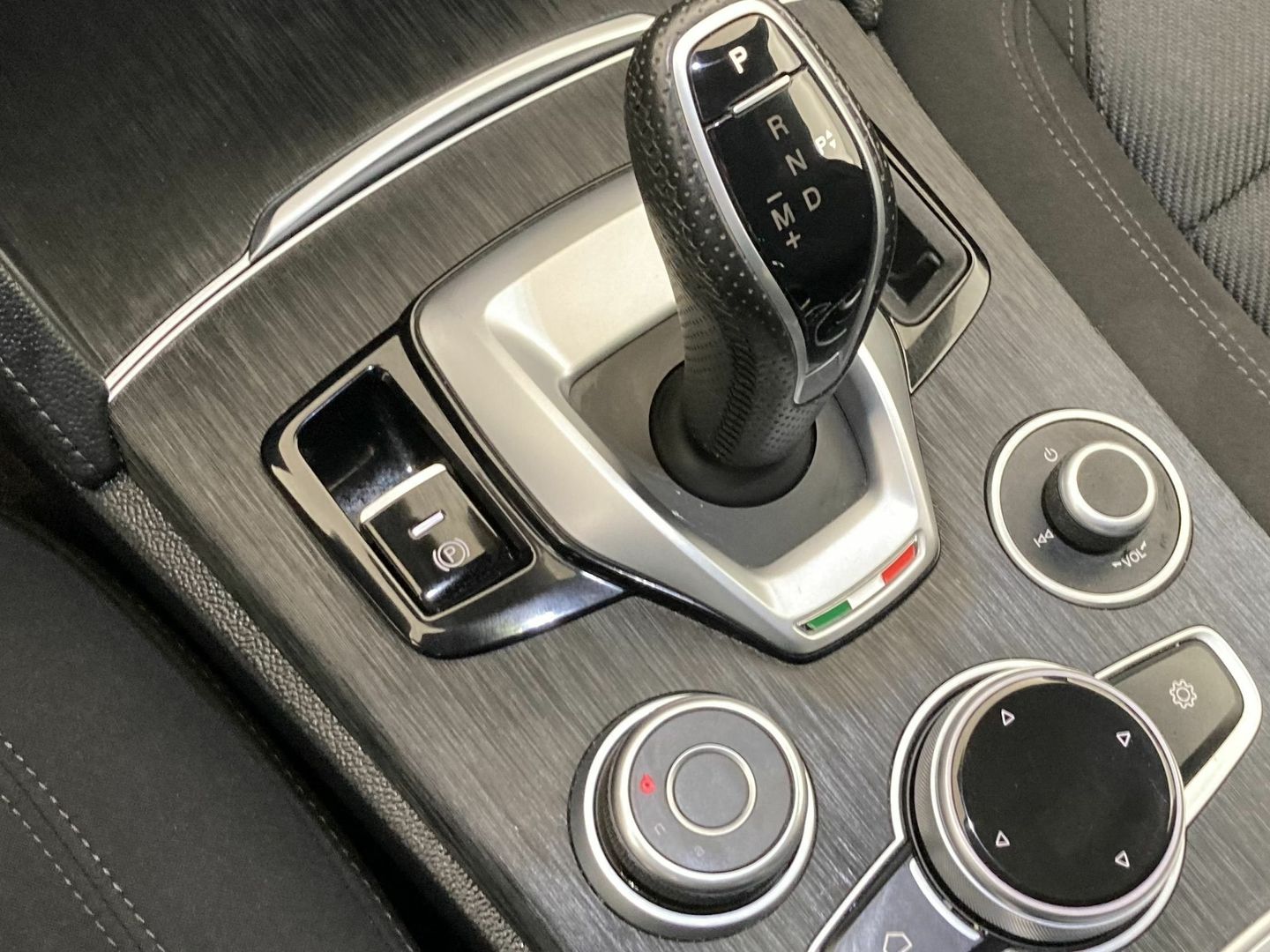 Alfa Romeo Stelvio 2.2 Diésel Super RWD 118 kW (160 CV)