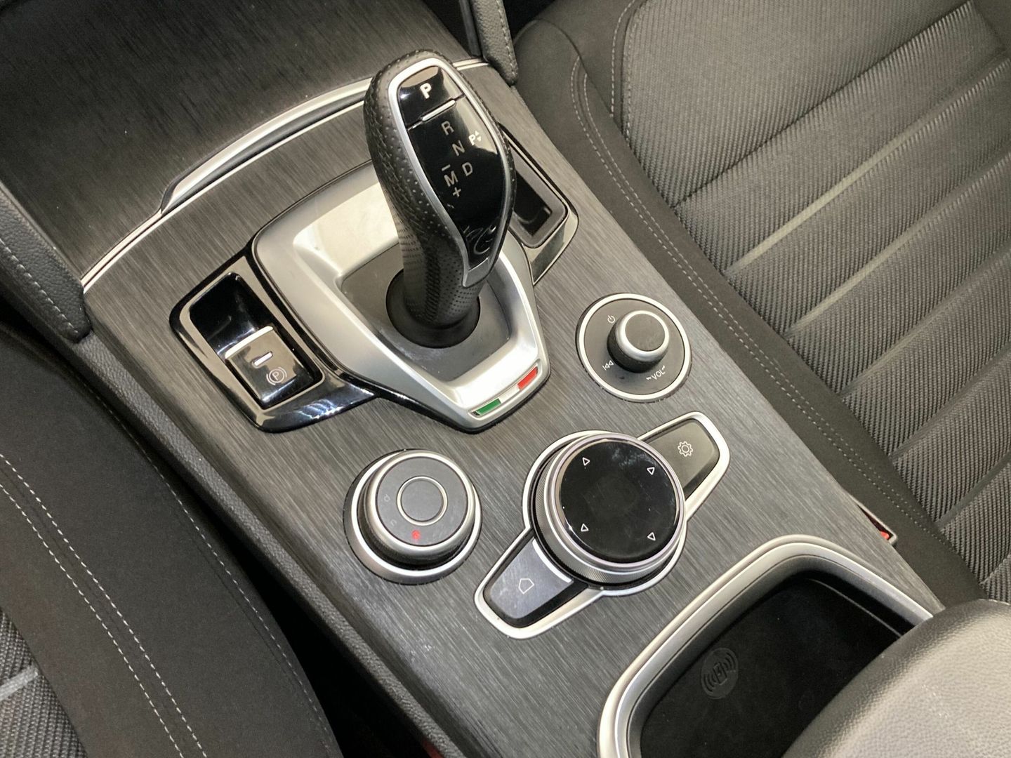 Alfa Romeo Stelvio 2.2 Diésel Super RWD 118 kW (160 CV)
