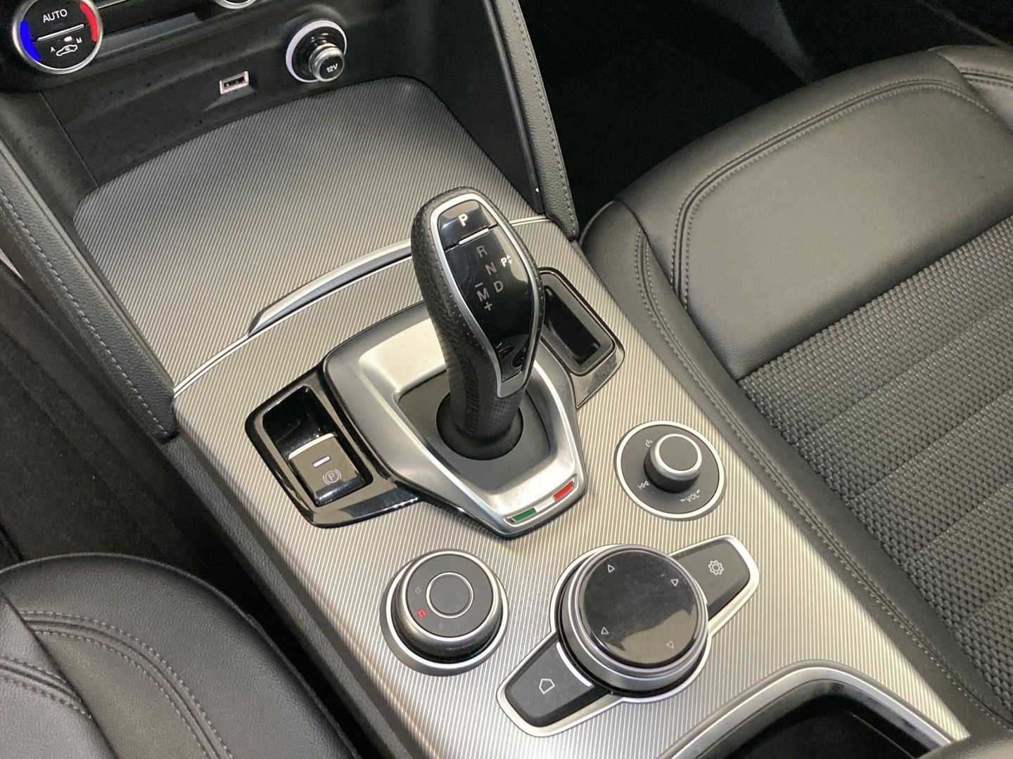 Alfa Romeo Stelvio 2.2 Diesel Sprint RWD 118 kW (160 CV)