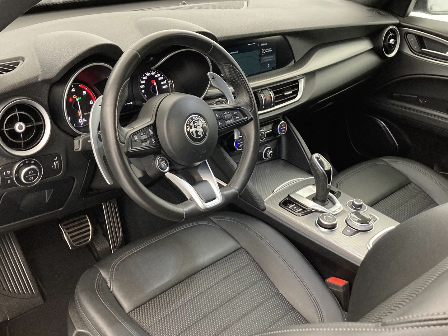 Alfa Romeo Stelvio 2.2 Diesel Sprint RWD 118 kW (160 CV)