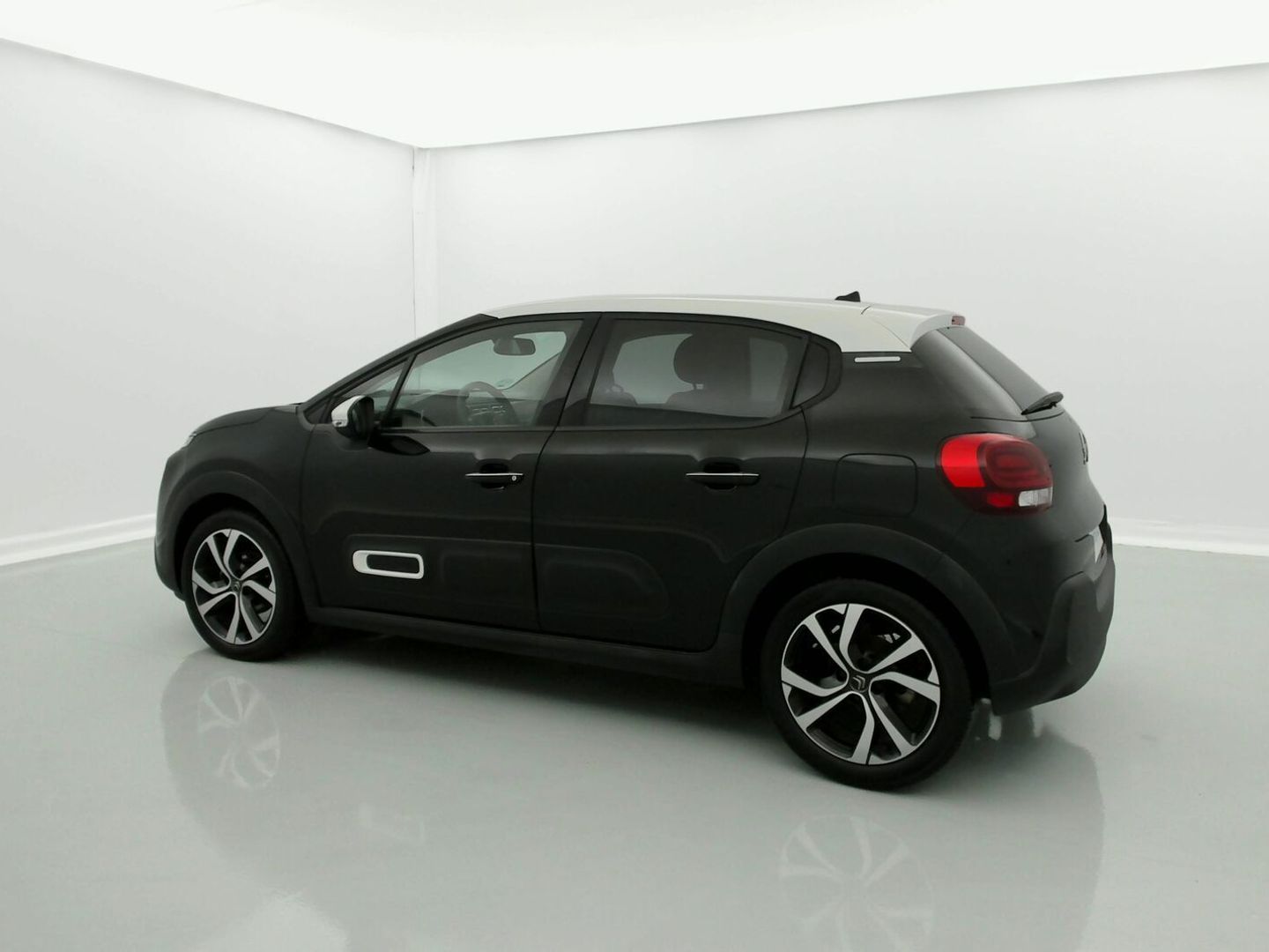 Citroen C3 PureTech 110 S&S Shine EAT6 81 kW (110 CV)