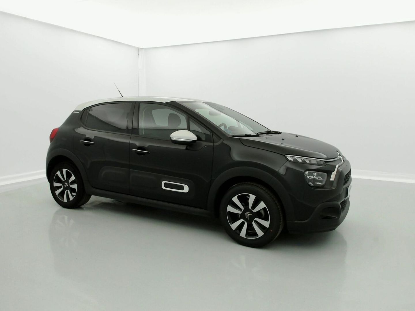 Citroen C3 PureTech 82 Shine 61 kW (83 CV)